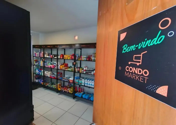 Apartamento Com Piscina Ingleses Centro Proximo Praia