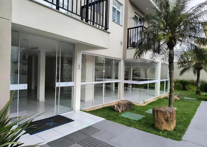 Apartamento Com Piscina Ingleses Centro Proximo Praia